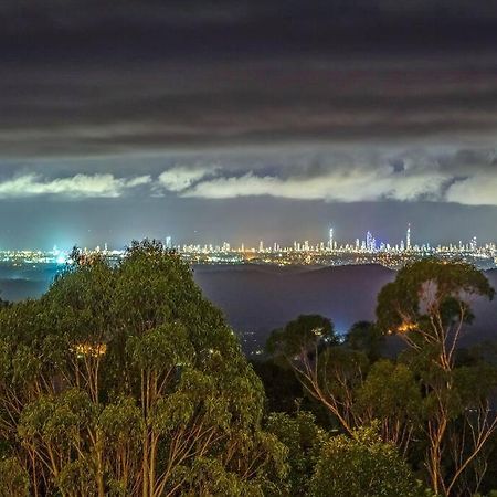 Coastline: Alpine Villa Mount Tamborine Bagian luar foto